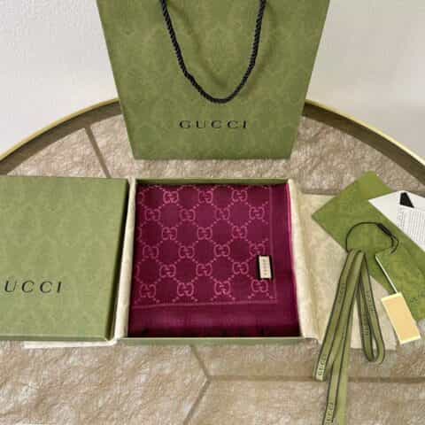 GUCCI古驰GG提花图案针织羊毛围巾133483