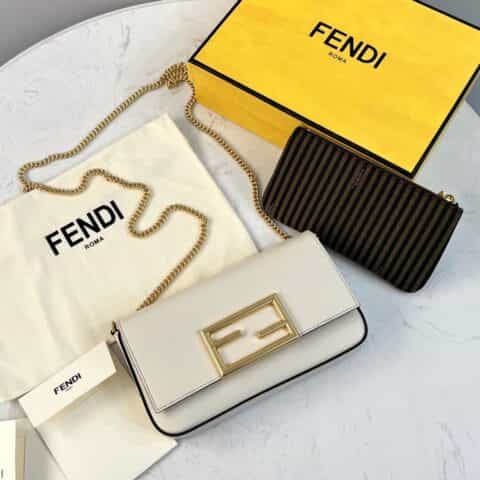 FENDI芬迪进口级手掌纹几何图形简约款baguette手袋8521