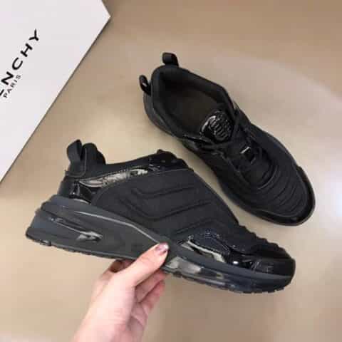 Givenchy纪梵希 2021秋冬新品GIV 1男士低帮慢跑运动鞋