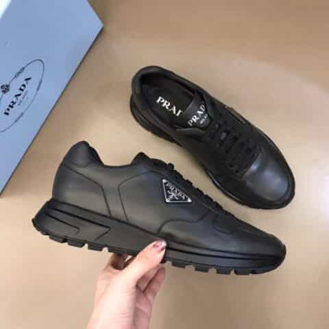 PRADA/普拉达 进口头层小牛皮拼接防水布料男士运动系列