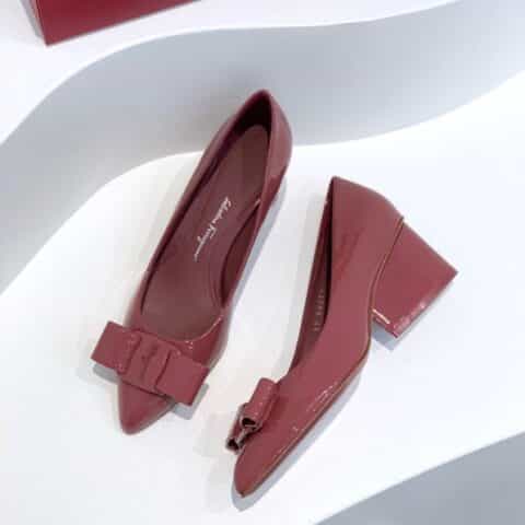 SF salvatore Ferraga*o 菲拉*慕最新糖果色走秀款尖头浅口Viva芭蕾舞鞋