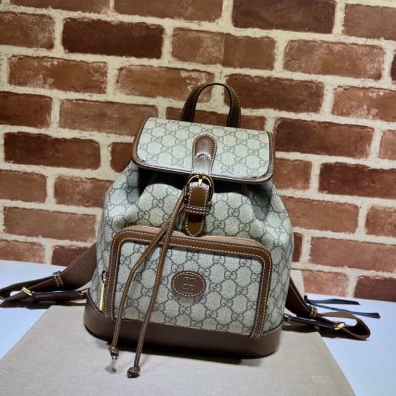 GUCCI古驰GG双肩背包674147