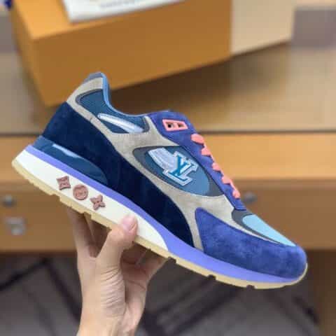 LV/路易威登 小牛皮制麂皮和 Monogram 帆布等混合材质经典 Run Away 运动鞋