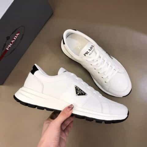 PRADA/普拉达 进口小牛皮材质2021男士时尚运动系列