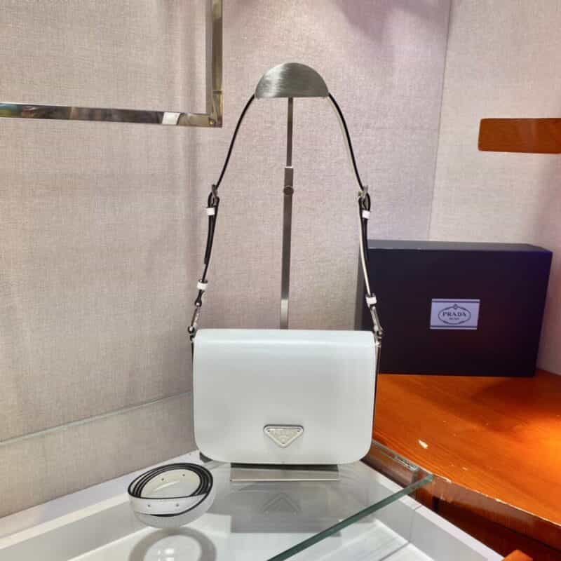PRADA 2021春夏系列翻盖包 1BD308白色