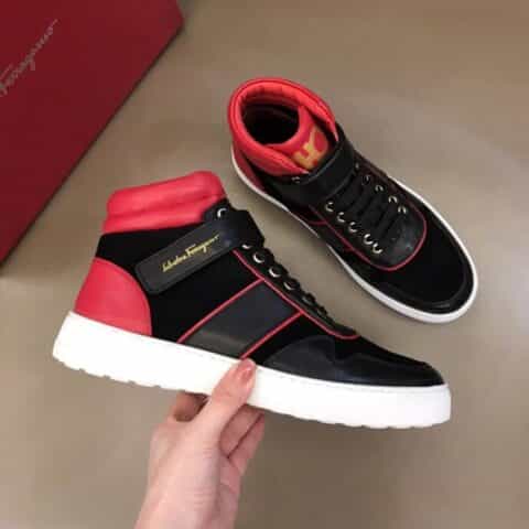 Ferragamo 菲拉格慕 小牛皮拼接磨砂牛皮制作高端男士运动鞋