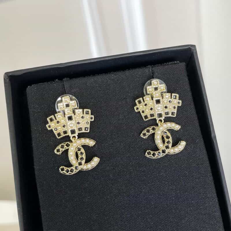 新款CHANEL香奈儿双c皇冠耳钉耳环