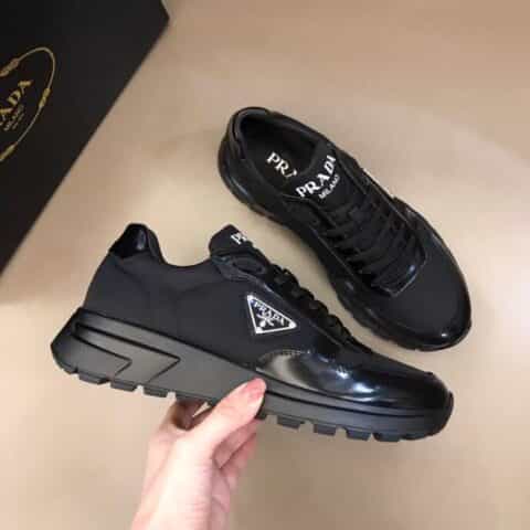 PRADA/普拉达 专柜专用高密度透气防水布P家经典男士休闲鞋