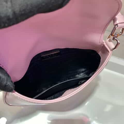 PRADA Cleo 亮面皮革迷你单肩包 1BH188粉色