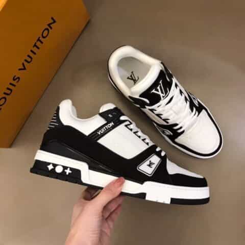 LV/路易威登   小牛皮空压Monogram 压纹高端新品男士TRAINER运动鞋