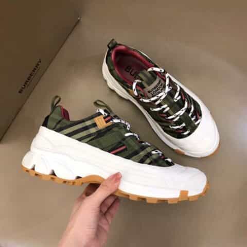 Burberry巴宝莉   B家原单精品，时装秀款 Union 运动鞋
