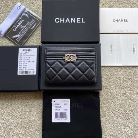 CHANEL进口意大利小羊皮卡夹 A84431黑小羊皮银色钢唛