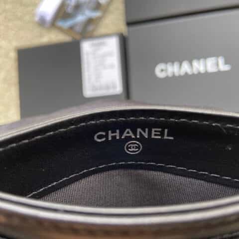 CHANEL进口意大利小羊皮卡夹 A84431黑小羊皮银色钢唛