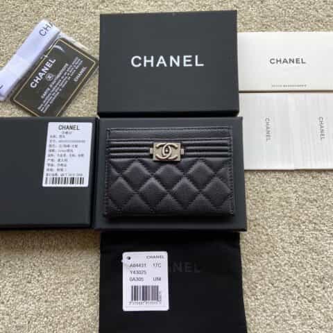 CHANEL进口意大利细颗粒小牛皮卡夹 A84431黑色细球纹银色钢唛