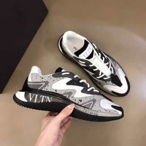 Valemtino华伦天奴 新款Wade Runner 氯丁橡胶和织物运动鞋