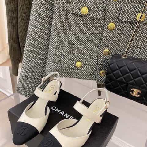 CHANEL香奈儿   小香𝟐𝟎𝟐𝟐/𝐒𝐒 𝐧𝐞𝐰早春粗跟玛凉鞋