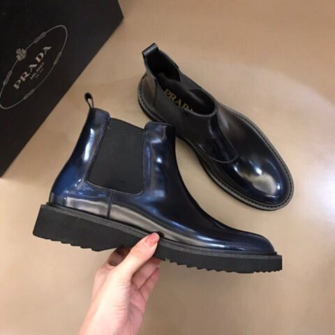 PRADA/普拉达 头层牛皮内里P 家秋冬男士中帮靴