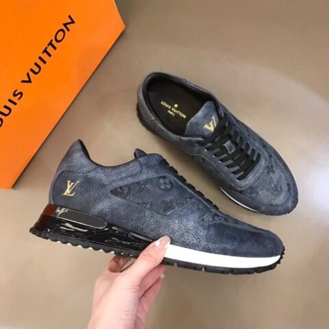 LV/路易威登 头层牛皮内里男士Run Away 运动鞋