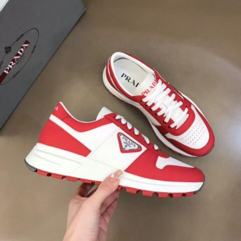 PRADA/普拉达   P家2022春夏新品系列，男士经典休闲运动鞋