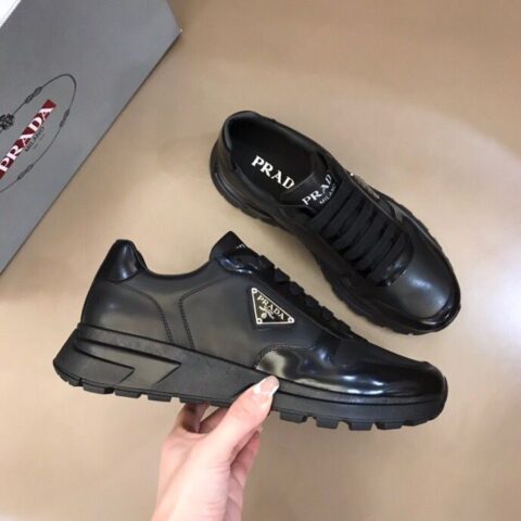 PRADA/普拉达 P家2022春夏新品系列,男士经典休闲运动鞋