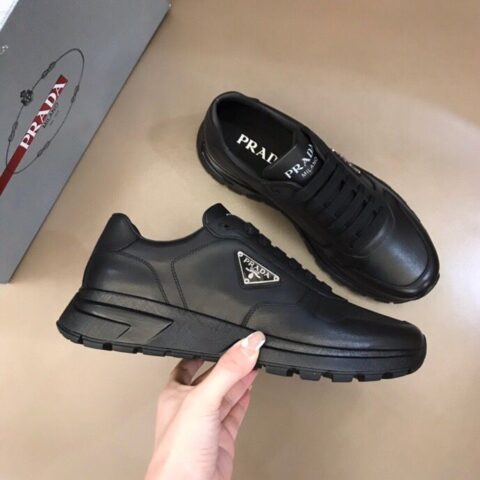 PRADA/普拉达 P家2022春夏新品系列,男士经典休闲运动鞋