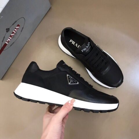 PRADA/普拉达 P家2022春夏新品系列,男士经典休闲运动鞋