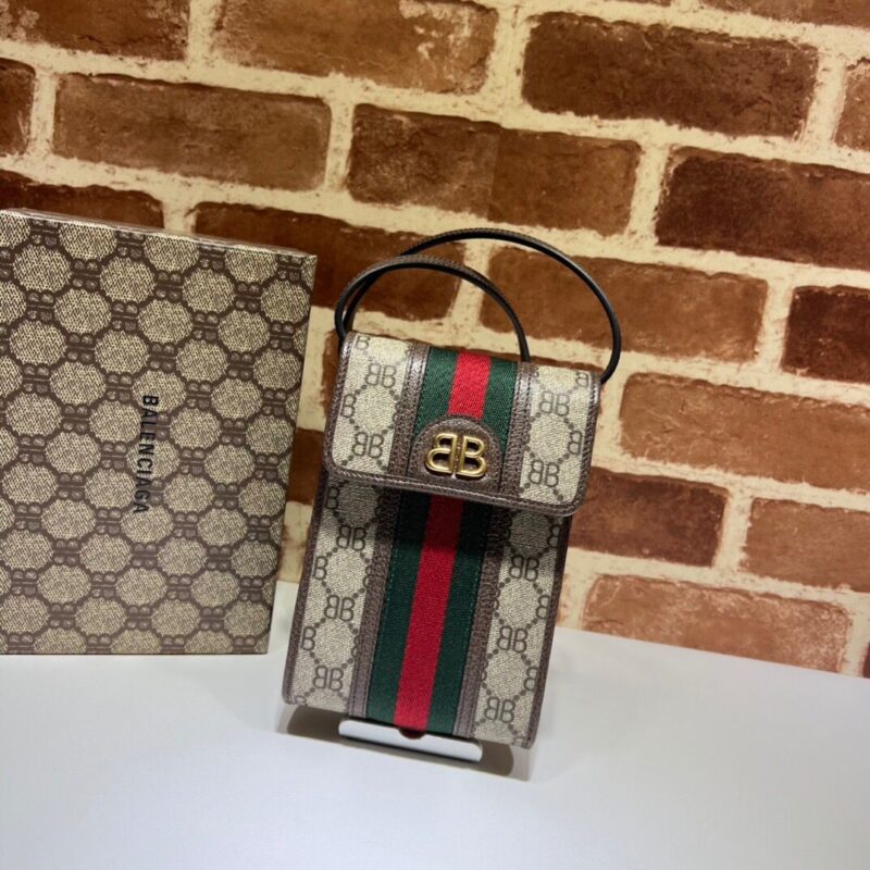 GUCCI古驰联名款双B手机包680131