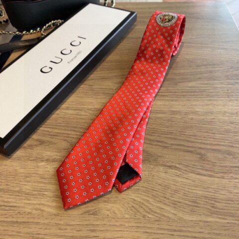 GUCCI古驰老虎头100%顶级提花真丝领带