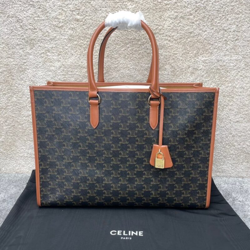 CELINE CABAS TRIOMPHE标志印花和牛皮革 横款手袋 194342