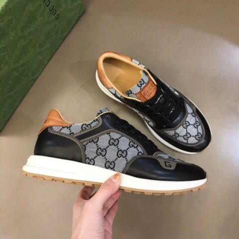 GUCCI古驰 进口小牛皮拼接品牌印花帆布G家男士GG运动鞋