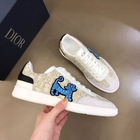 DIOR迪奥   原版牛皮绒面革新款 B01 运动鞋