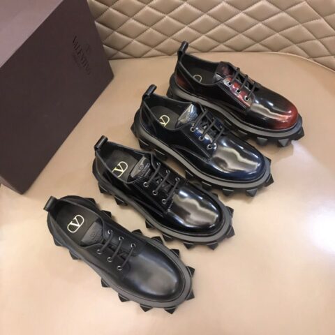 Valentino华伦天奴 进口牛皮鞋面TPU轻质发泡大底男士运动鞋