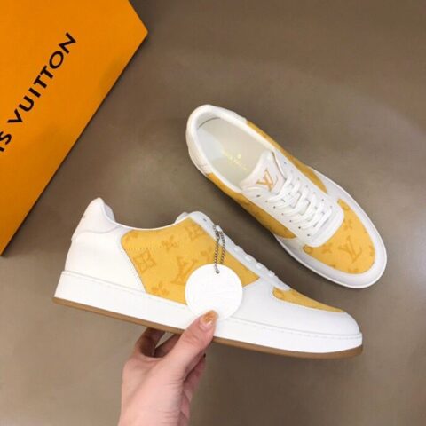 LV/路易威登 Monogram 印花帆布拼接头层牛皮男士经典休闲运动鞋
