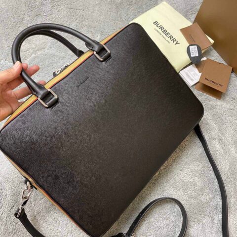 Burberry巴宝莉意大利鞣制粒纹皮革公文包