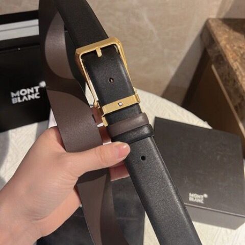 MONTBLANC万宝龙 搭配牛皮材质腰带3.5cm