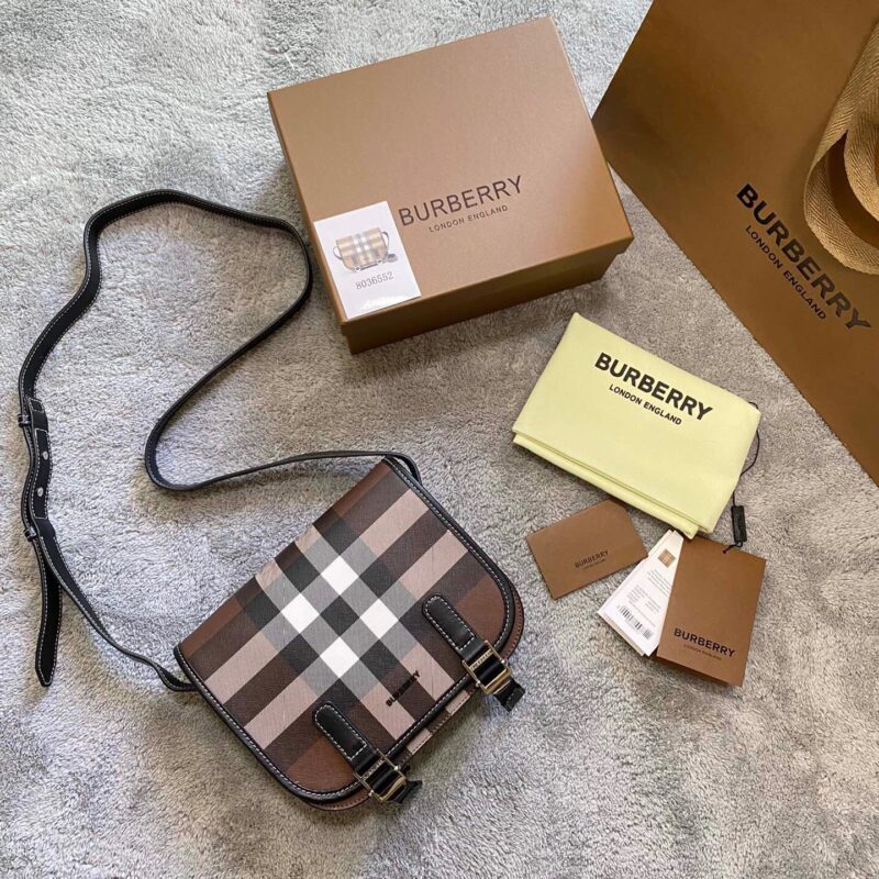 Burberry巴宝莉格纹环保帆布马鞍包