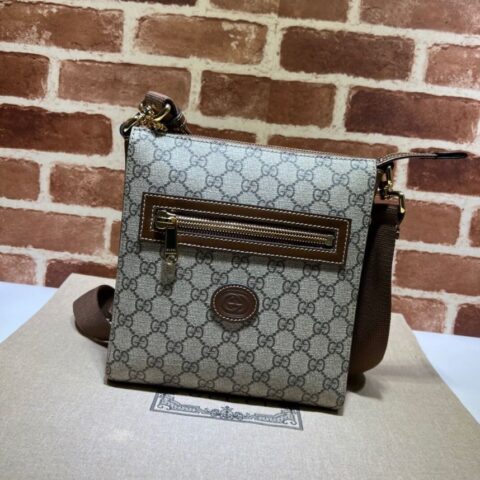 GUCCI古驰GG Supreme帆布邮差包681021