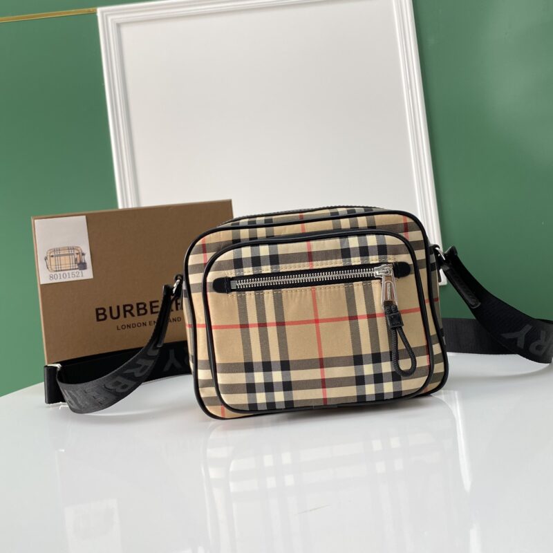Burberry巴宝莉Vintage 复古格纹斜背包