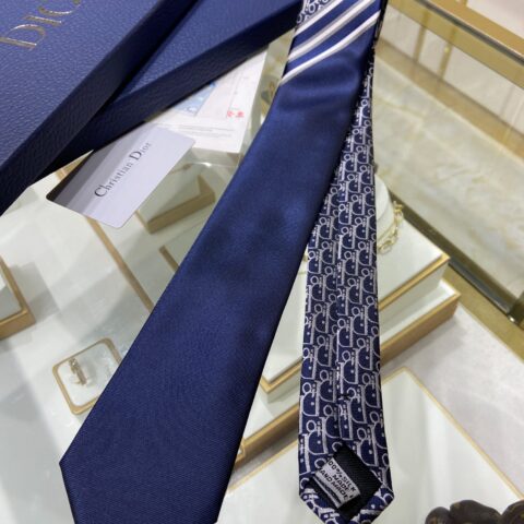 Dior迪奥100%顶级手工定制Do字母条纹领带