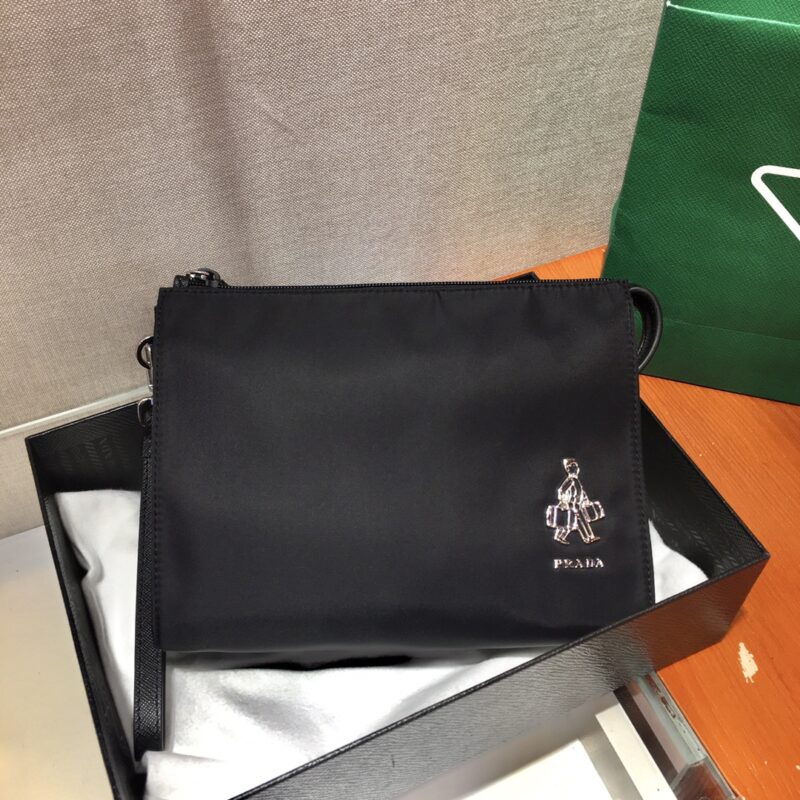 PRADA普拉达进口尼龙材质手包2NE789