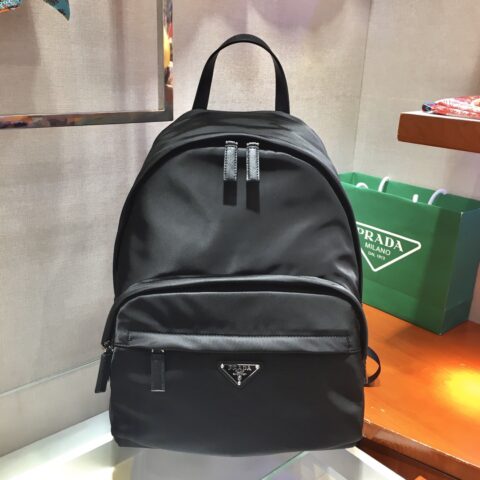 PRADA普拉达进口尼龙布料双肩背包2V066