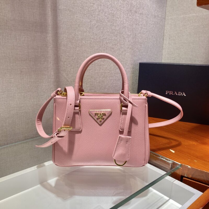 PRADA普拉达Saffiano皮革mini杀手包1BA906