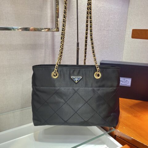 PRADA普拉达Vintage中古链条菱格流浪包1BD626