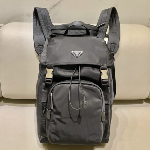 PRADA普拉达进口尼龙面料双肩背包2VZ135A