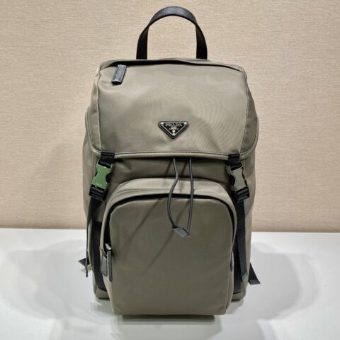 PRADA普拉达尼龙双肩背包2VZ135