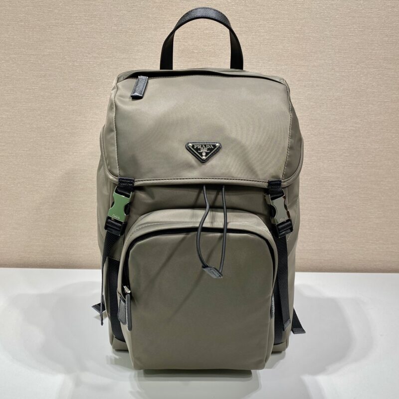 PRADA普拉达尼龙双肩背包2VZ135