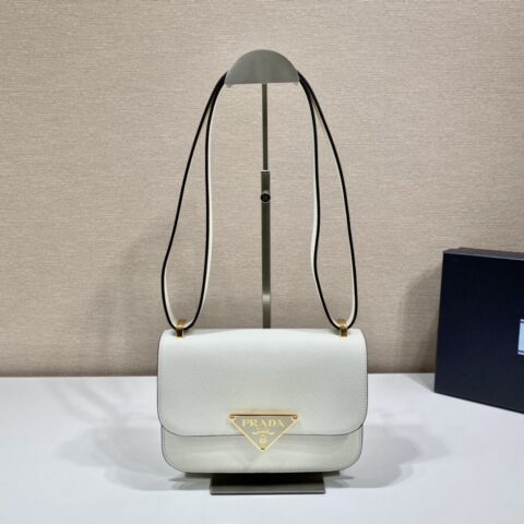 PRADA普拉达进口十字纹牛皮＋独特三角标新款空姐包1BD320