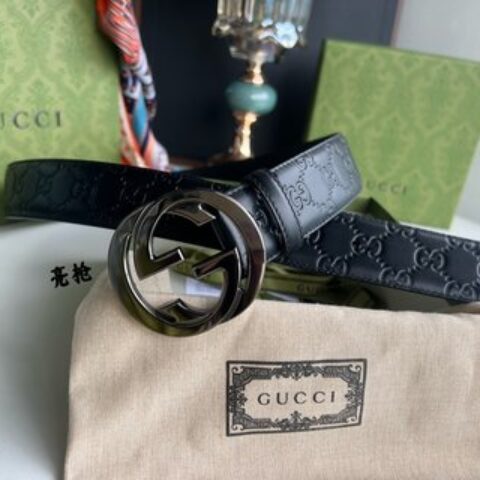 Gucci/古驰男款互扣式双G金属扣腰带
