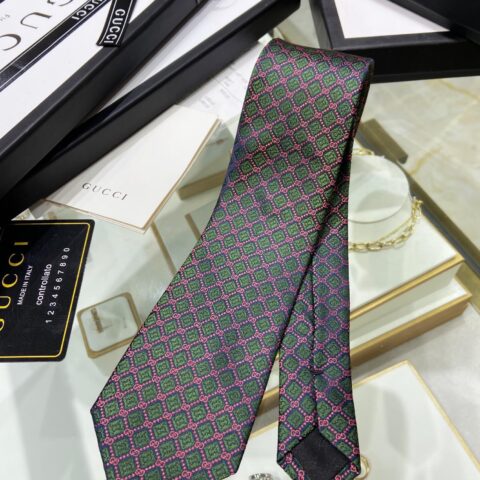 GUCCI古驰100%顶级提花真丝GG菱形图案领带571800