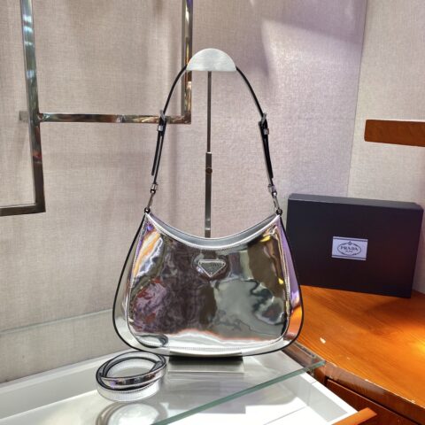 PRADA普拉达中古腋下包1BC156